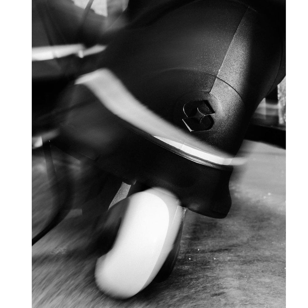 Omni black boot